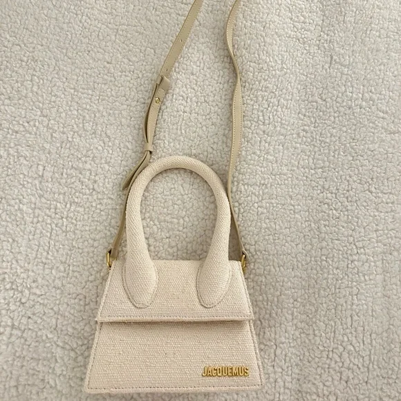 JACQUEMUS Chiquito Medium – Light Greige - Picture 10 of 14